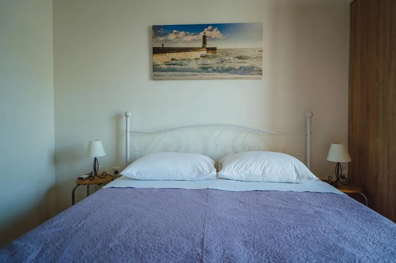 Seaside Apartments Seget Vranjica