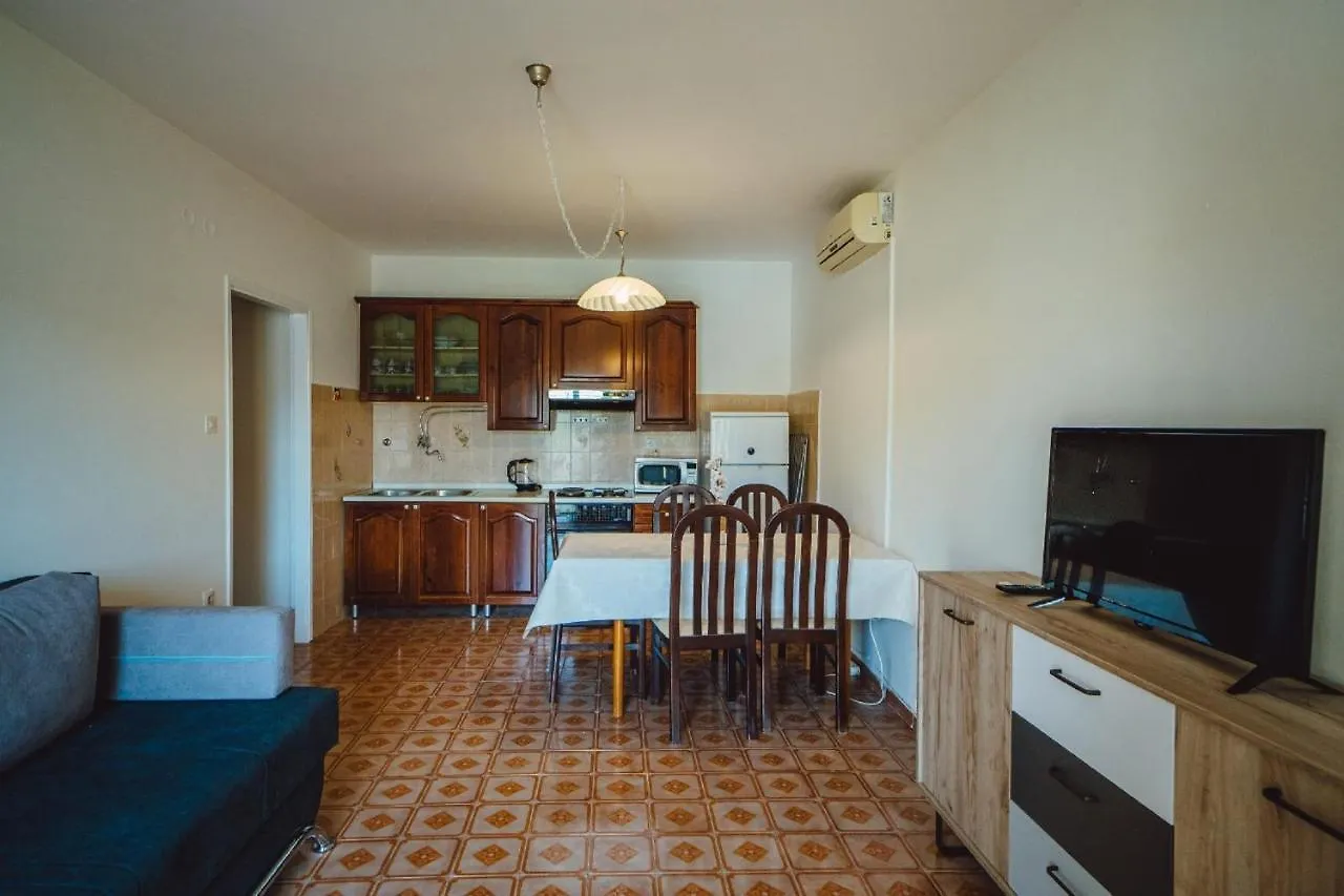 Seaside Apartments Seget Vranjica