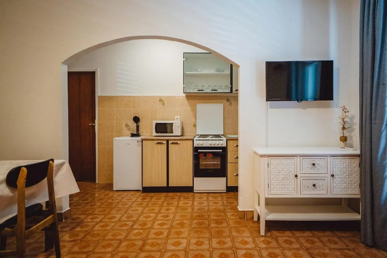 Seaside Apartments Seget Vranjica 3*,